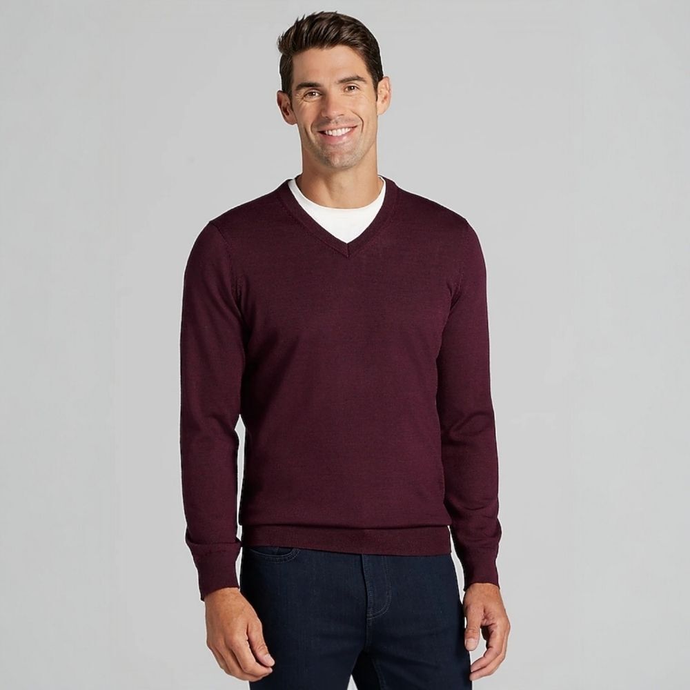 Jos. A. Bank Traveler's Collection 100% Cashmere Deep Burgundy V-Neck Sweater XL